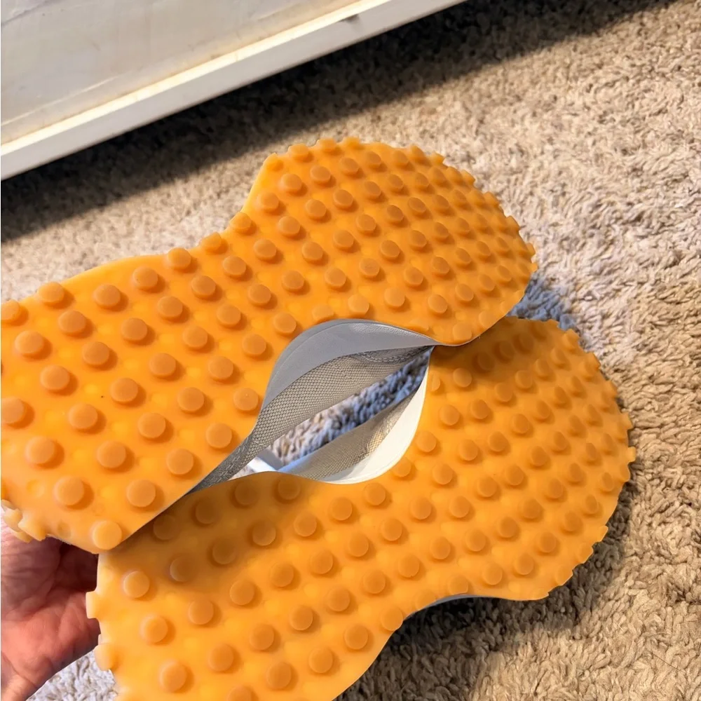 New Balance light blue beige Sneakers 327 size 9 - Picture 4 of 5